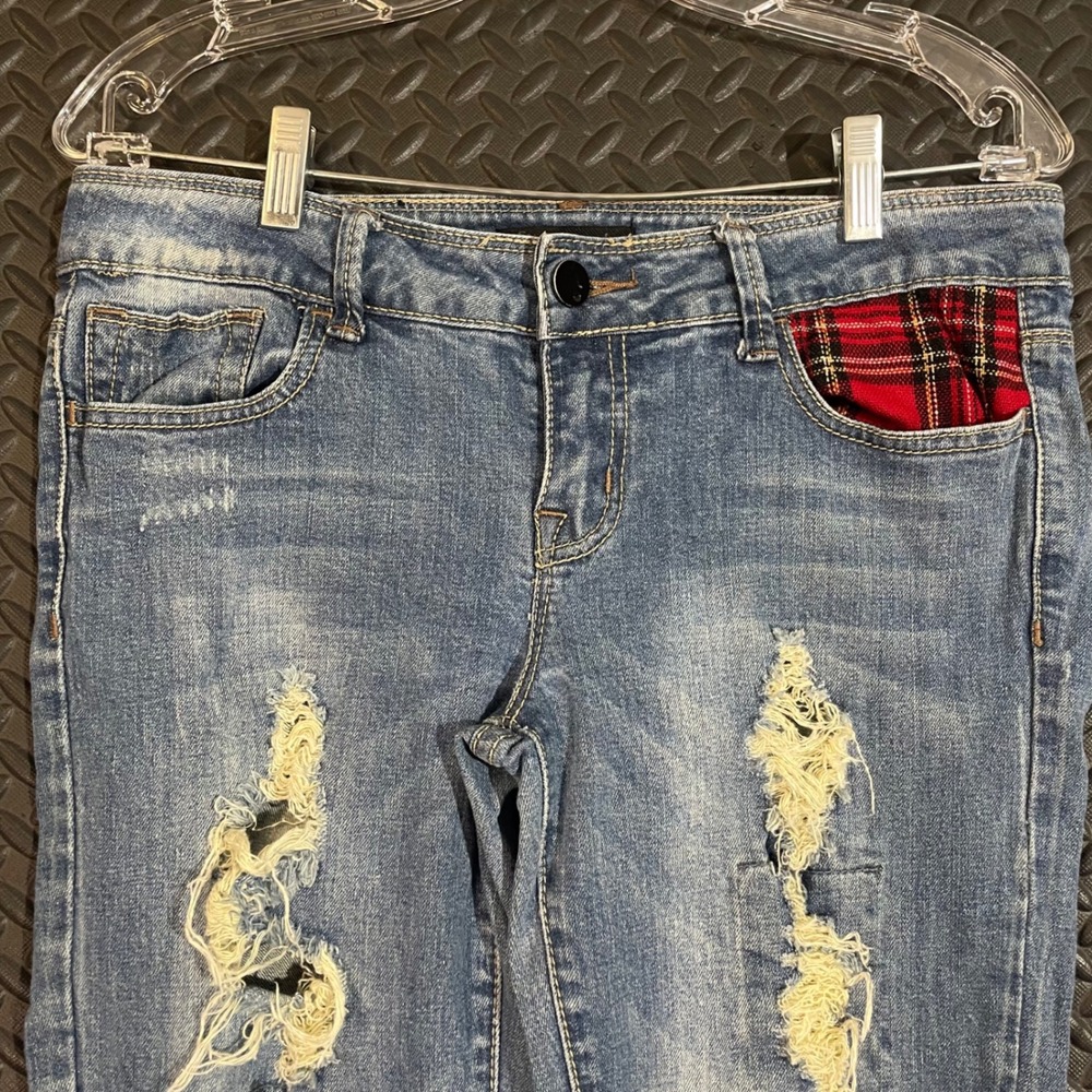 Black Crystal Blue Light Washed Distressed Denim Mid Rise Skinny Jeans Women‎ 9 - Picture 6 of 12